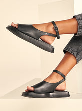 Flatform em Couro Slim Rafaela Preto